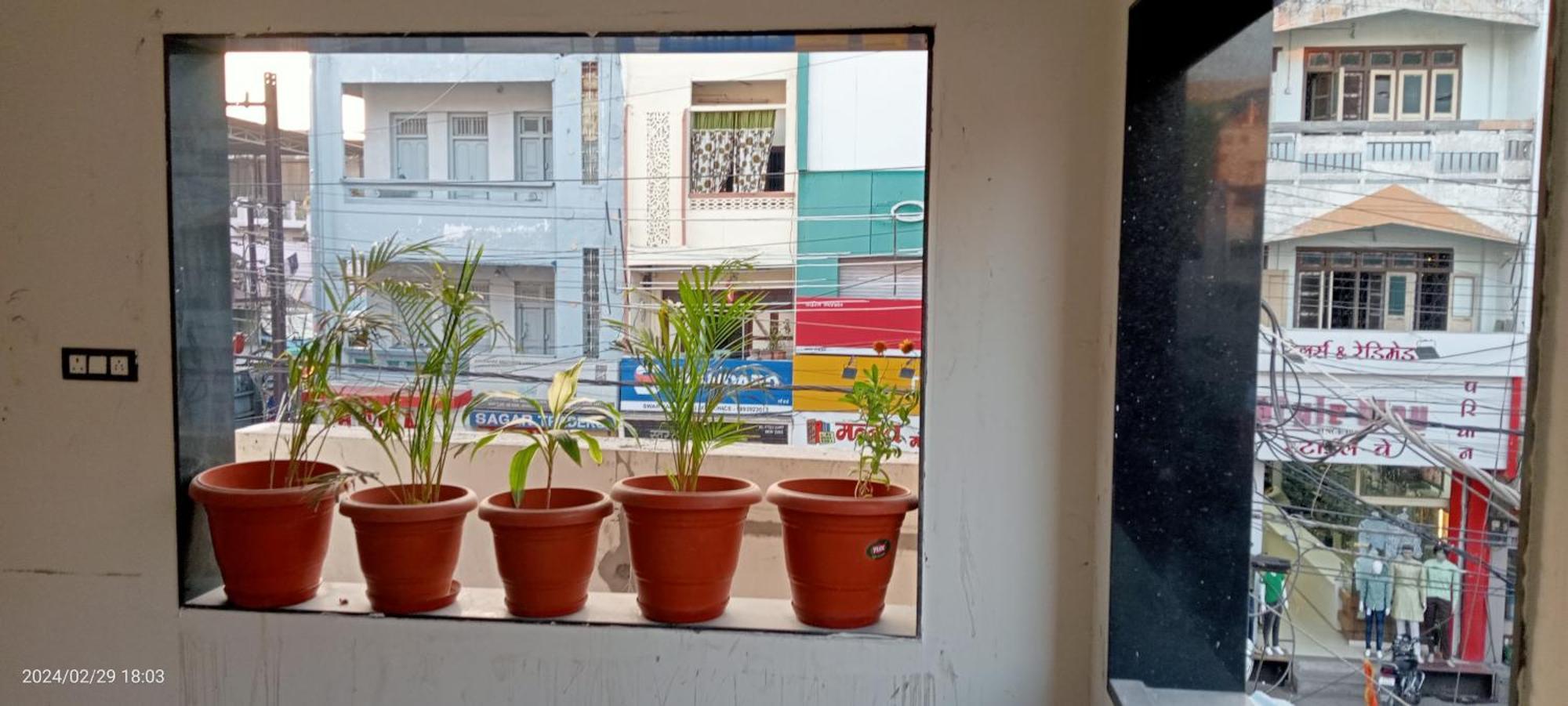 Hotel Prakasham Ujjain Zewnętrze zdjęcie